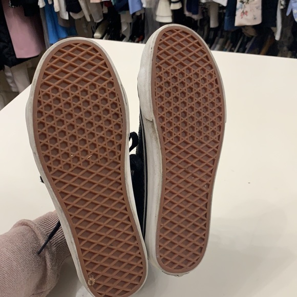 Vans high top old skool skateboard shoes. - Picture 7 of 7